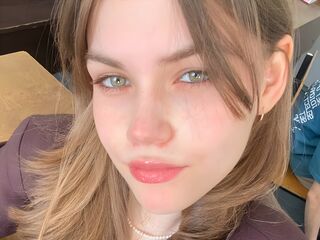 cam whore JeniceArmster