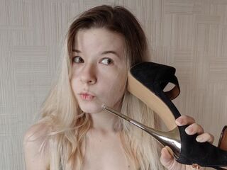 webcam strip tease show JessyDough