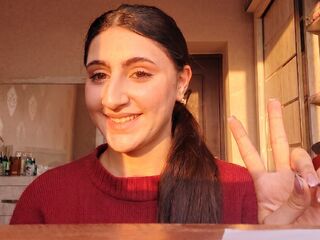 camgirl webcam photo KirstieMcclammy