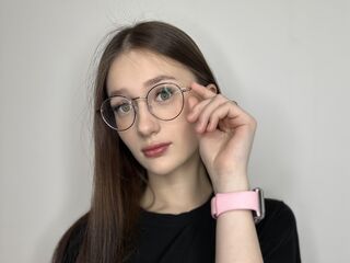 hot girl live cam LatriciaSuet