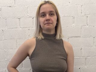 chat with cam LatrishaSoprych