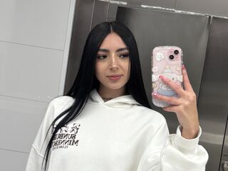 girl chat LauraMeeth
