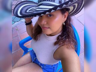 masturbating girl LauraPhol