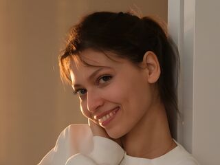 flirt chat room LivelyLaurie