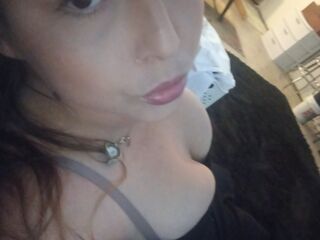 naked girl with webcam LolaLoced