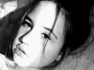 cam girl masturbating with vibrator LoriFlox