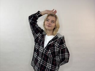 cam sex LorieYancy