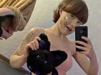 naked cam chatroom LunaWillson