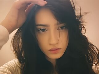 masturbating webcam girl MaddieSunflower