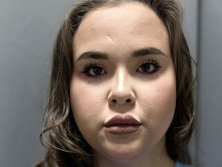 fingering camslut MaeWilkins