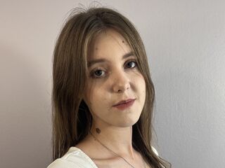 naughty webcamgirl MattieSotlar