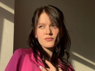 chat room live sex cam MaudGuerrido