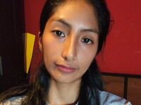 nude webcamgirl MayraBravo