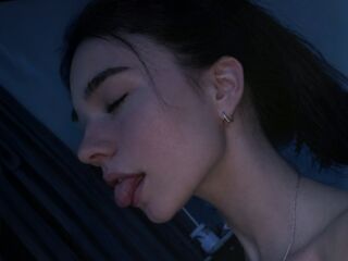 hot cam girl masturbating MelbaStraub