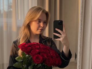 free adultcam MelissaMyla