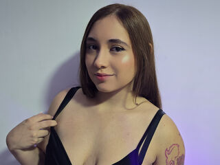 camgirl masturbating with sextoy MiahCouper