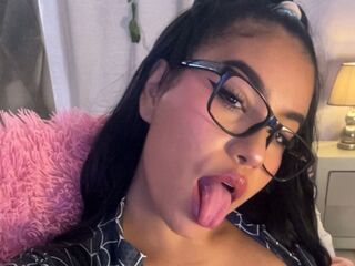 free sex chat MihaCameron