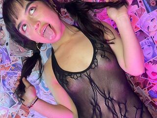 camgirl shaving pussy MinnieSalem