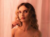 nude cam pic MoonSeraphine