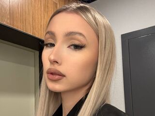 camwhore live MyongDegado