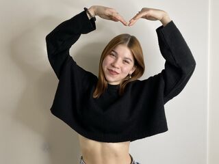 shaved pussy web cam NadineGene