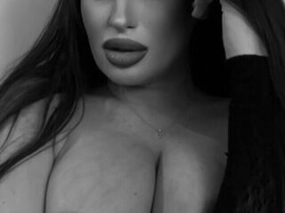 naked camgirl photo NataschaOreiro