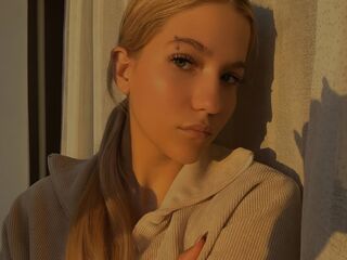 nude webcamgirl picture NicoleOrtiz