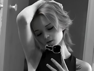 hot naked webcam girl PaulinaCundiff
