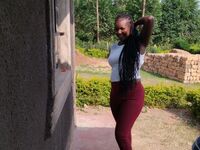 cam girl playing with sextoy PuritManya