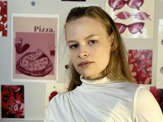 liveshow RaeannCeronsky