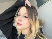 masturbating cam girl RegeniaCorrela