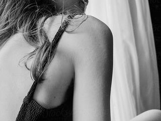 adult free chat RemaRoy