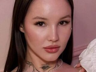 naked camgirl picture SashaLiss