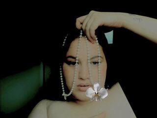 naked webcamgirl video SeraphineOrchid