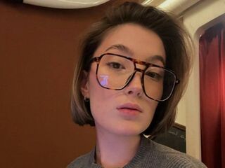 closeup SheilaSweezer