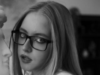 hot girl live webcam SheliaEdwards