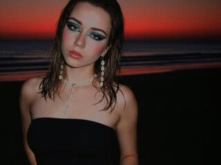 cam bitch SheritaStieger