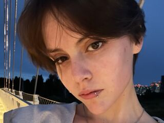 cam girl playing with sextoy ShirlyQuerio