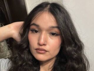 camgirl chatroom SorayaBenezra