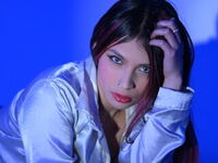 camslut naked TiffanySuarez