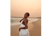 camgirl masturbating with vibrator Valjohn