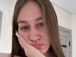 hot webcam video VeraScott