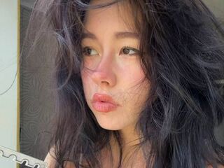 naughty cam girl masturbating YolondaGarand