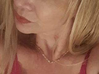 Elly49